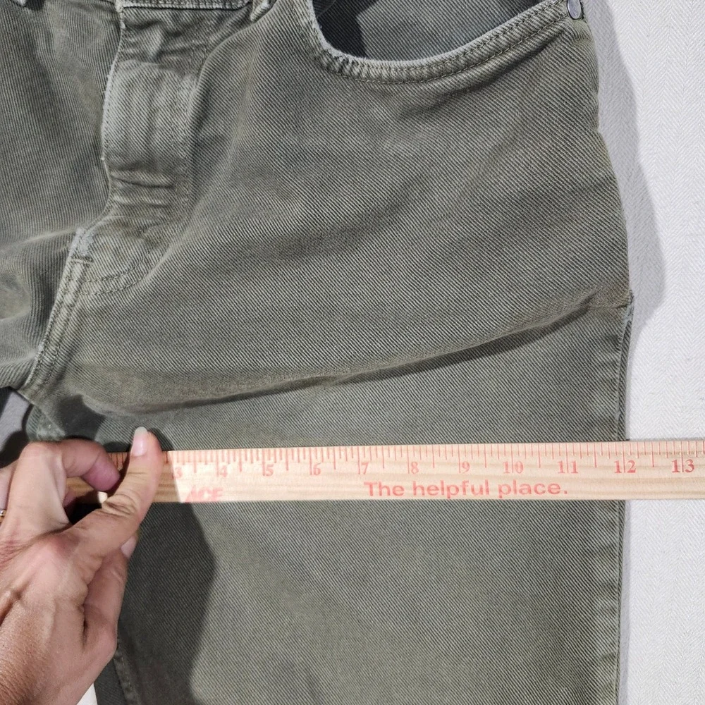 Vintage Levis SilverTab Loose Olive Green Jeans Made in USA 31x32 501-0596
